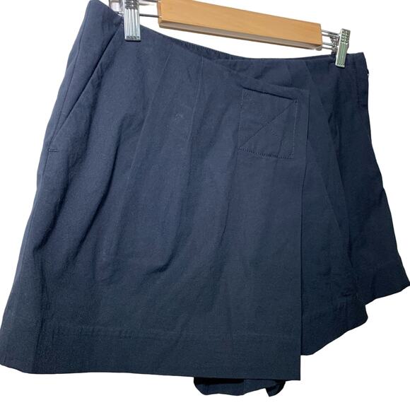 Marc by Marc Jacobs Pleated 4" Wrap Skort Shorts Cotton Spandex Navy Blue US 6 - Picture 4 of 12